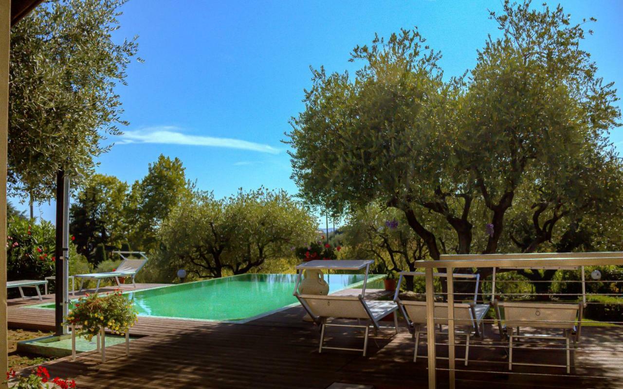 La Gemma Sul Lago Manerba del Garda Bagian luar foto