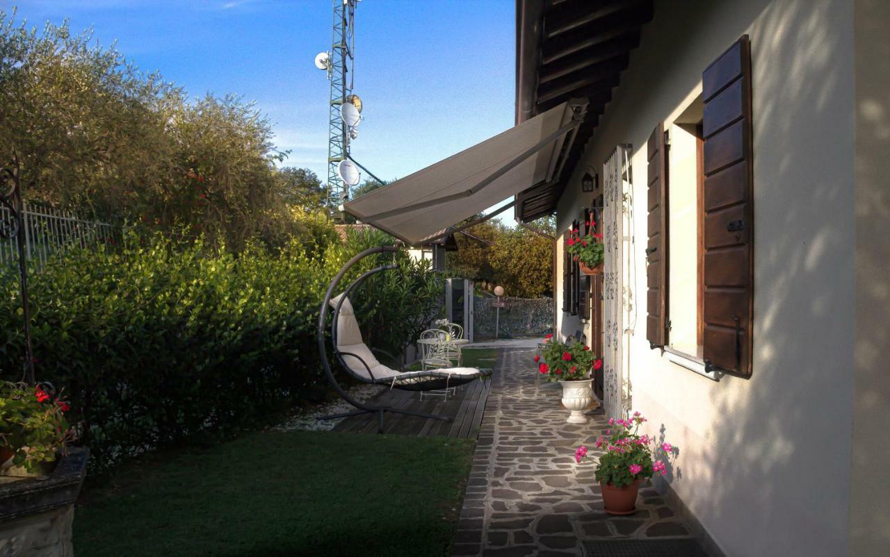 La Gemma Sul Lago Manerba del Garda Bagian luar foto